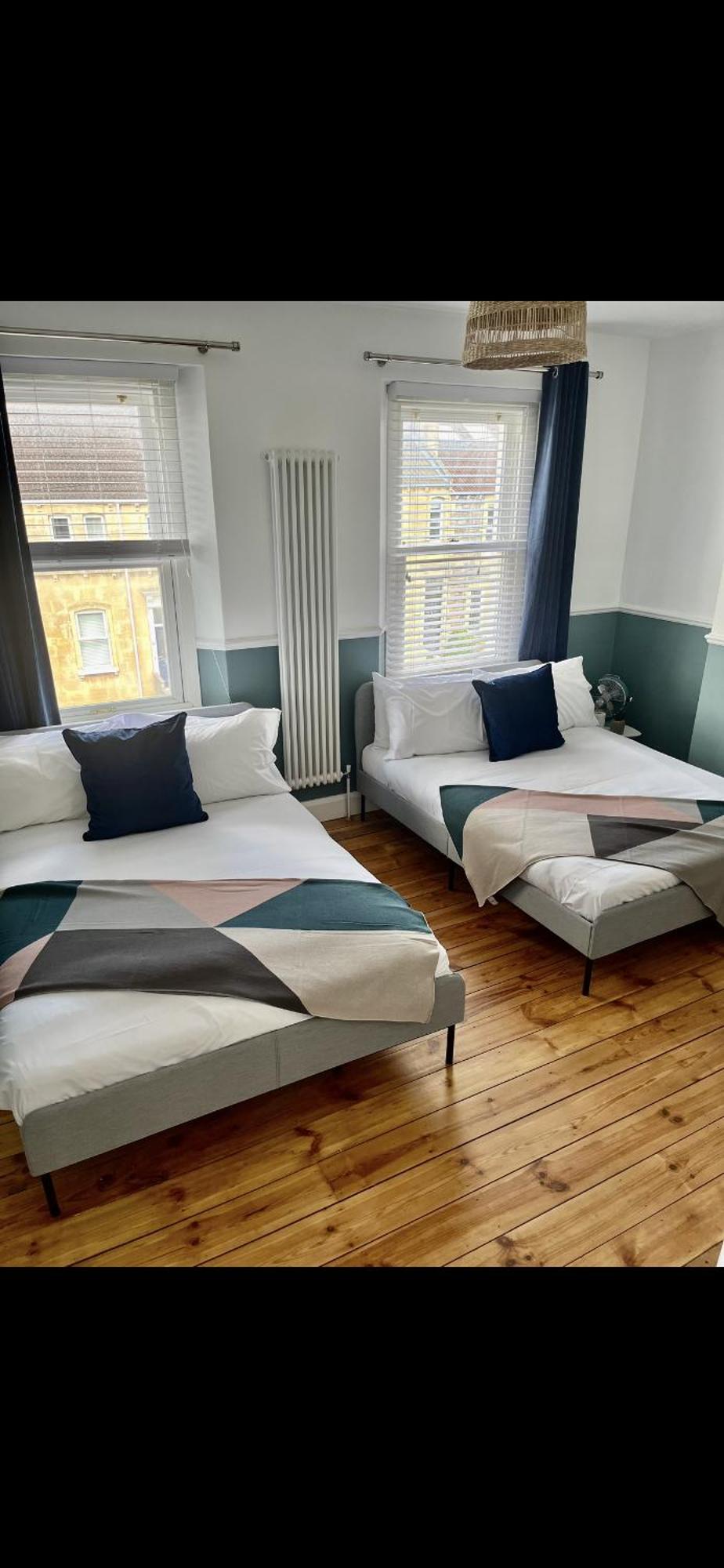 Spacious And Stylish Home 巴斯 外观 照片