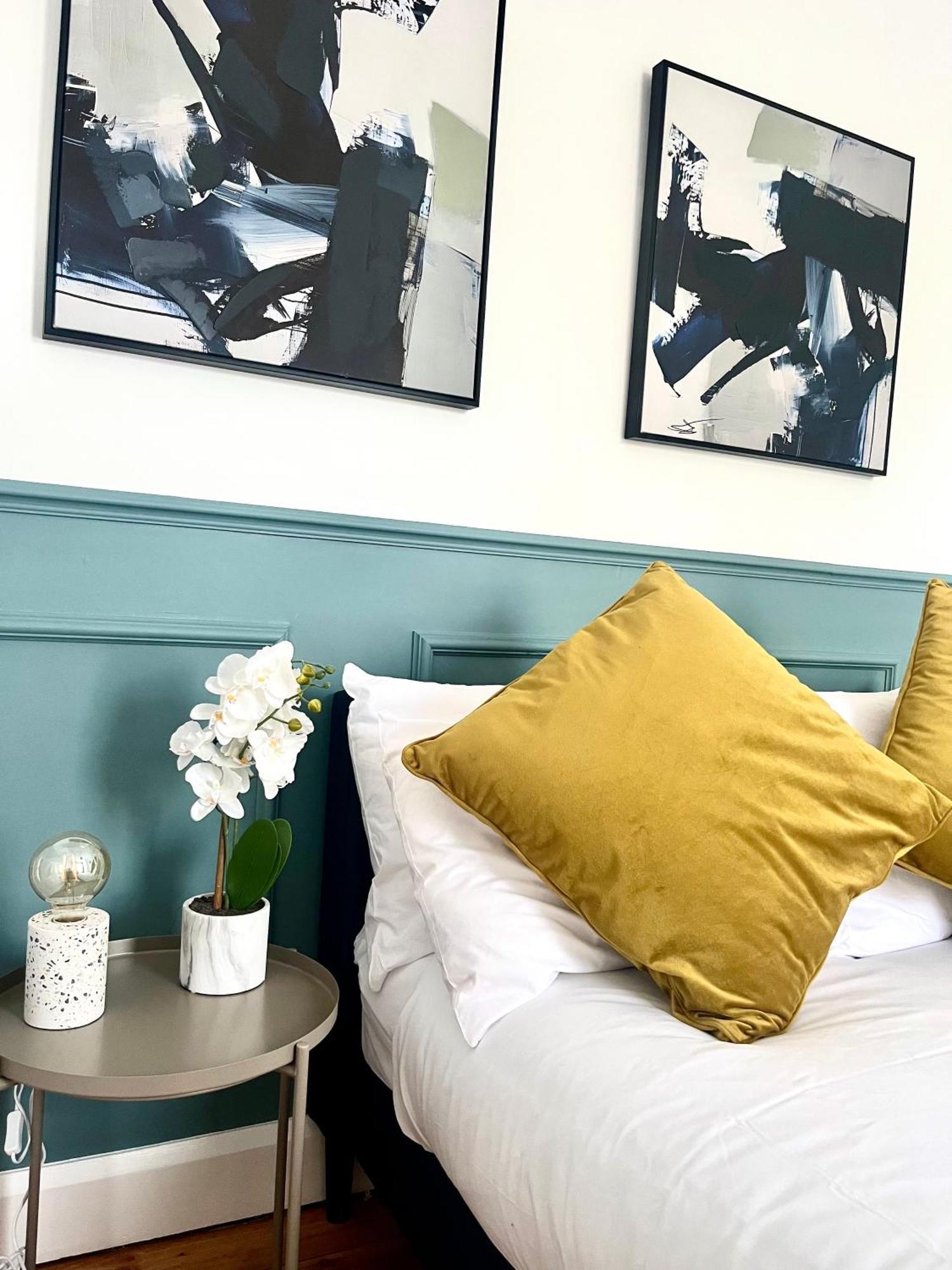 Spacious And Stylish Home 巴斯 外观 照片